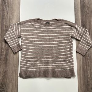Abercrombie & Fitch Tan and White Striped Sweater Large